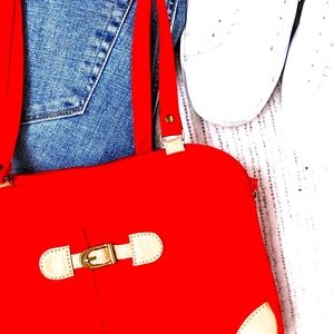 Vintage Y2K Vegan Vacation or Valentine's Purse. 10" x 8" w 10" straps. HP!